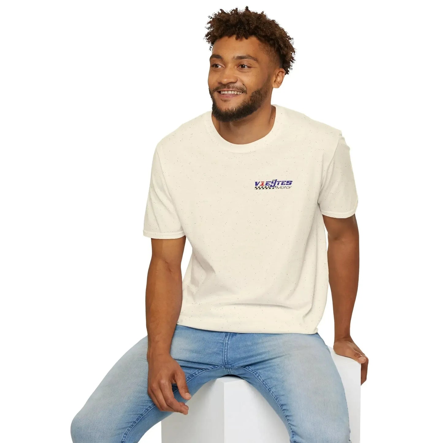 racing-striped-graphic-shirt-for-motorsport-lovers