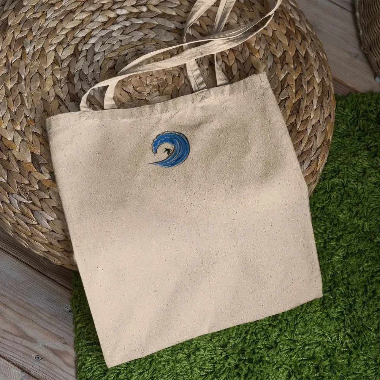 ocean-wave-surf-design-tote