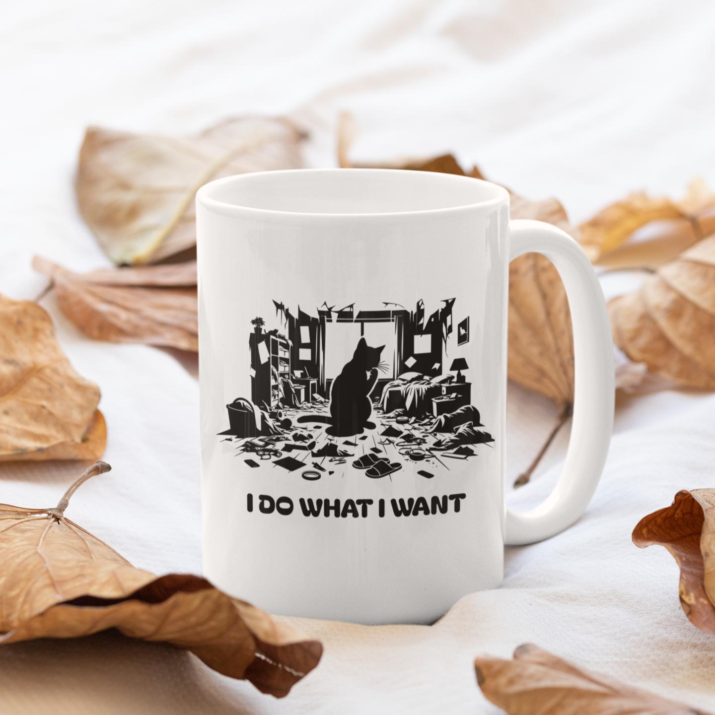 closeup-funny-chaotic-room-cat-mug