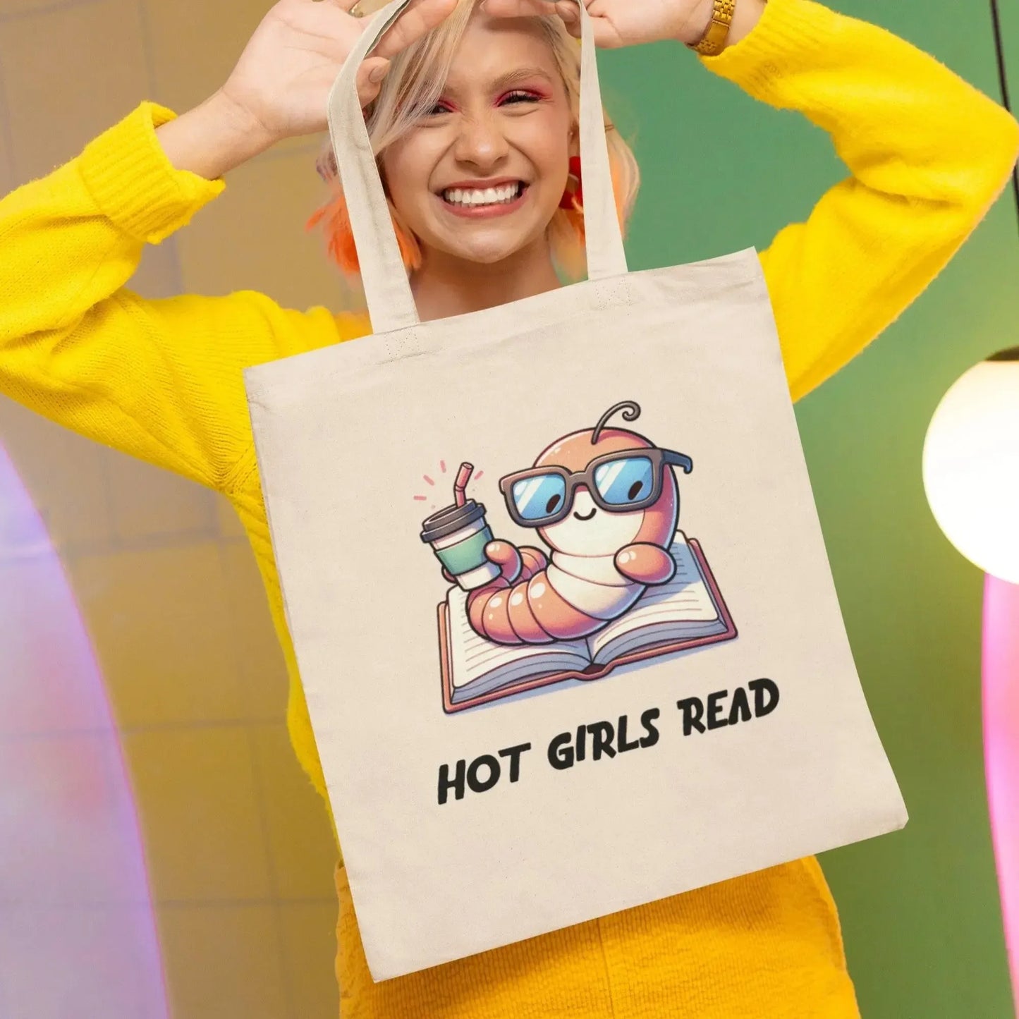 Cute-reading-worm-bag-design