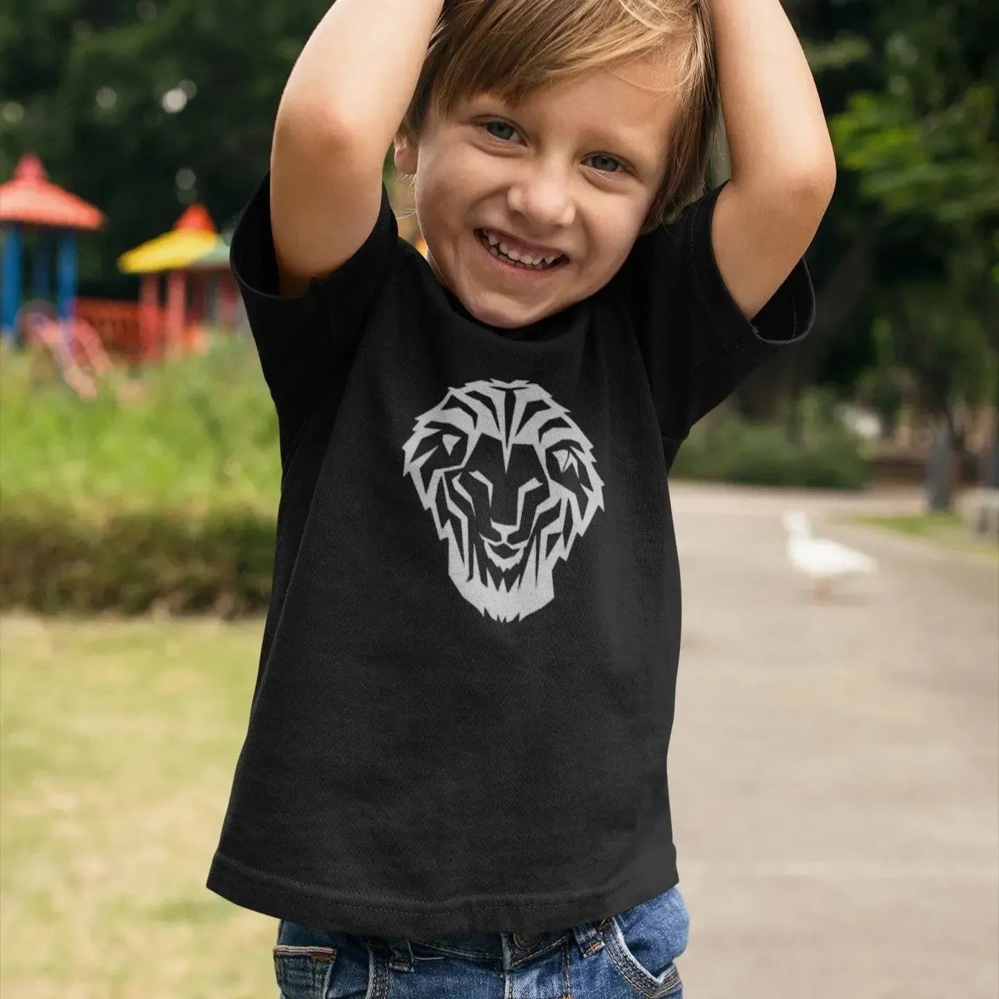 fierce-lion-illustration-on-black-youth-tshirt-urban-streetwear-look