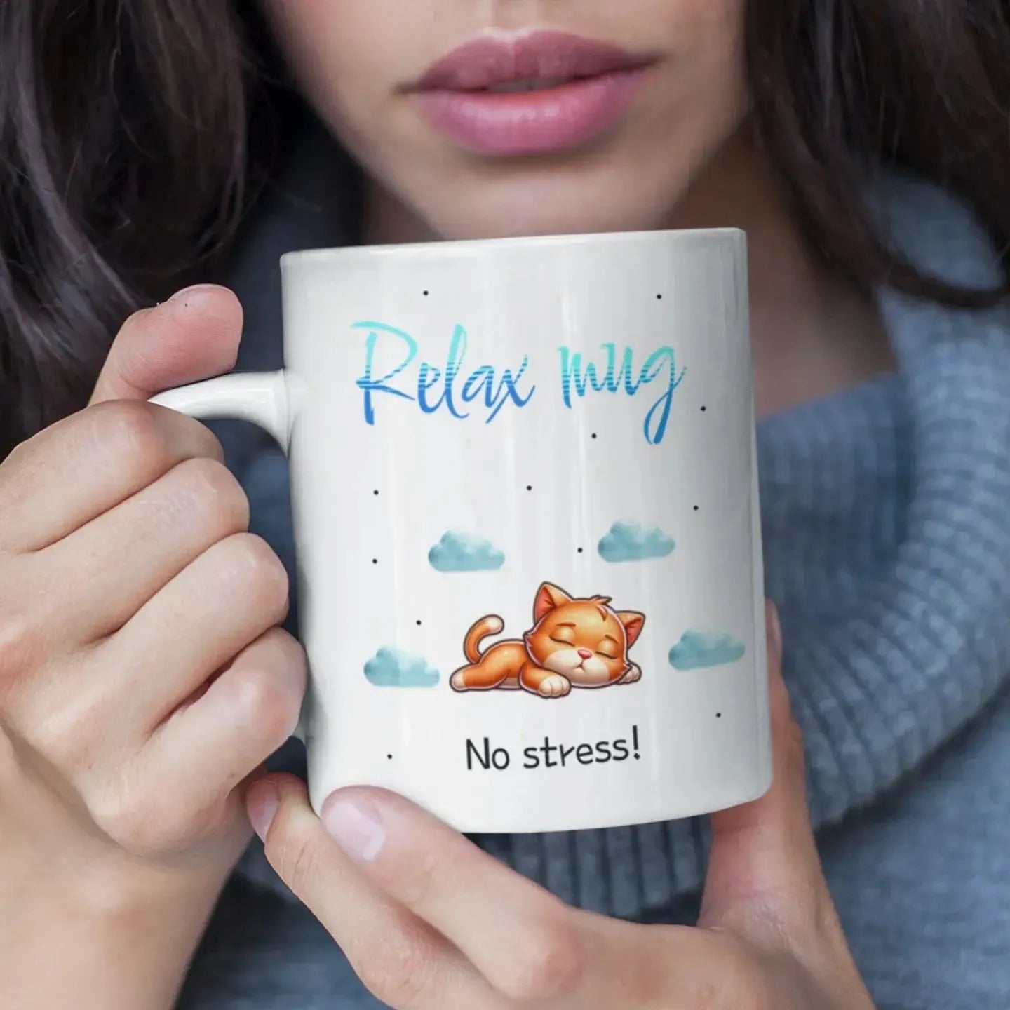 cute-sleeping-cat-coffee-mug